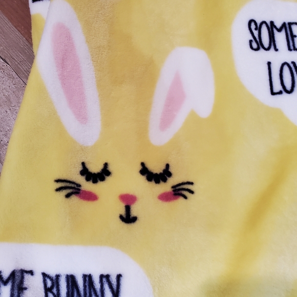 Tik Tok Bunny Plush Throw-NWT - Picture 2 of 4